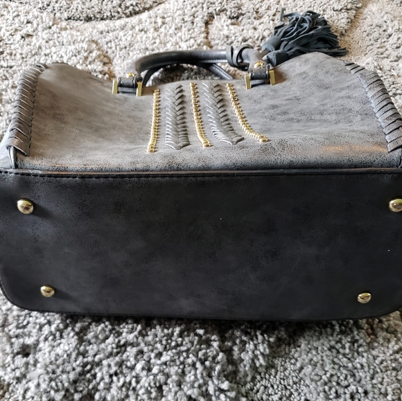 Purse - Picture 3 of 11